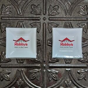 Vintage Robby's Restaurant Ashtrays 1960's‎ Lot of 2